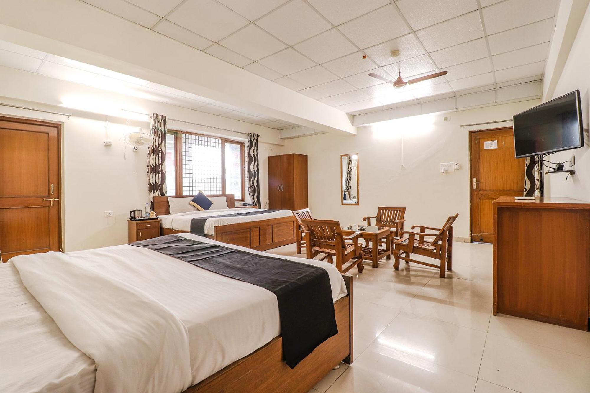 Fabhotel Avyay Dehradún Kültér fotó
