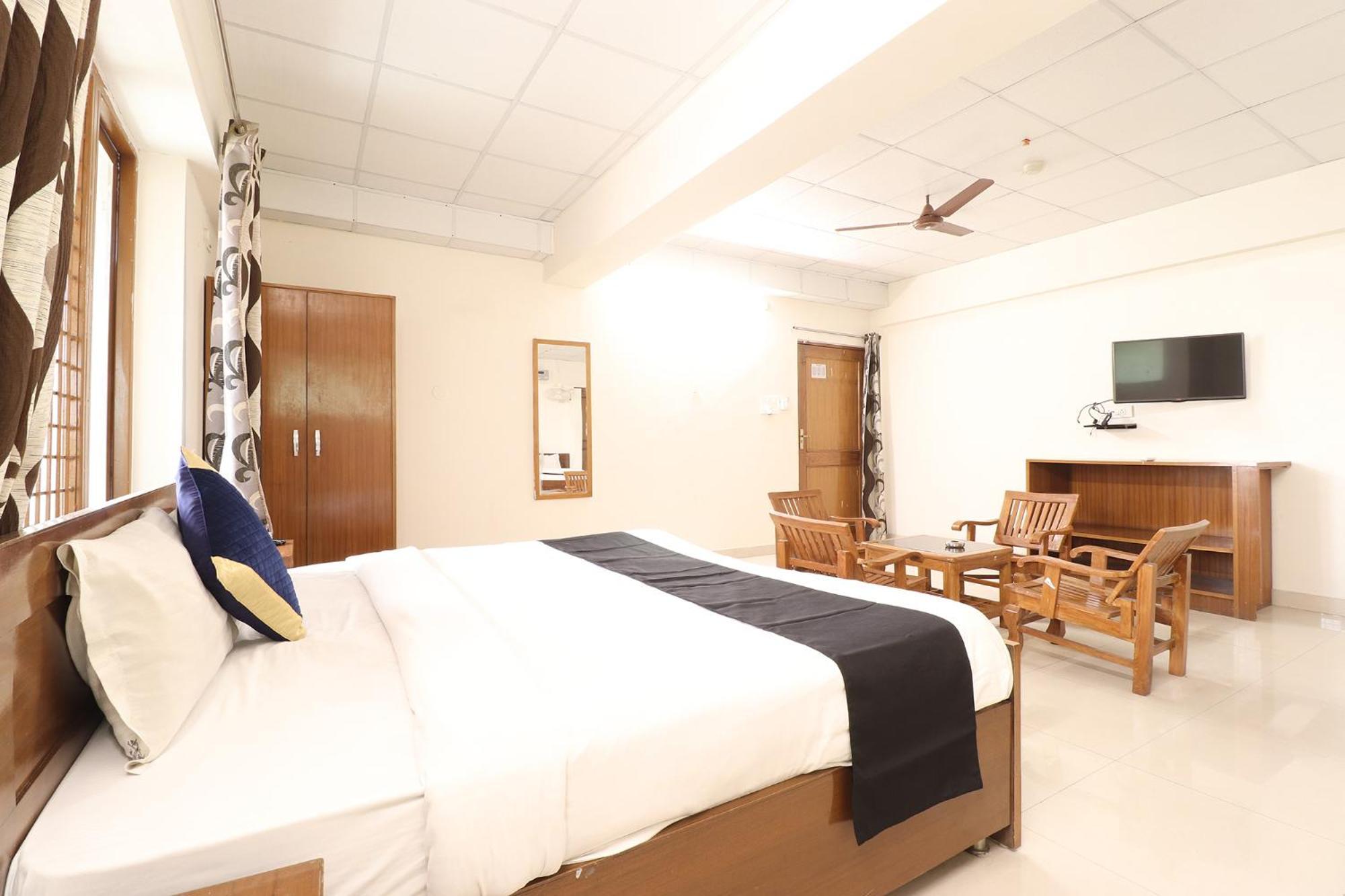Fabhotel Avyay Dehradún Kültér fotó